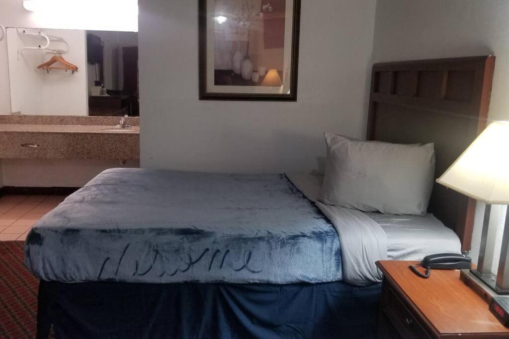 Osu 2 Queen Beds Hotel Room 117 Wi-Fi Стилуотър Екстериор снимка
